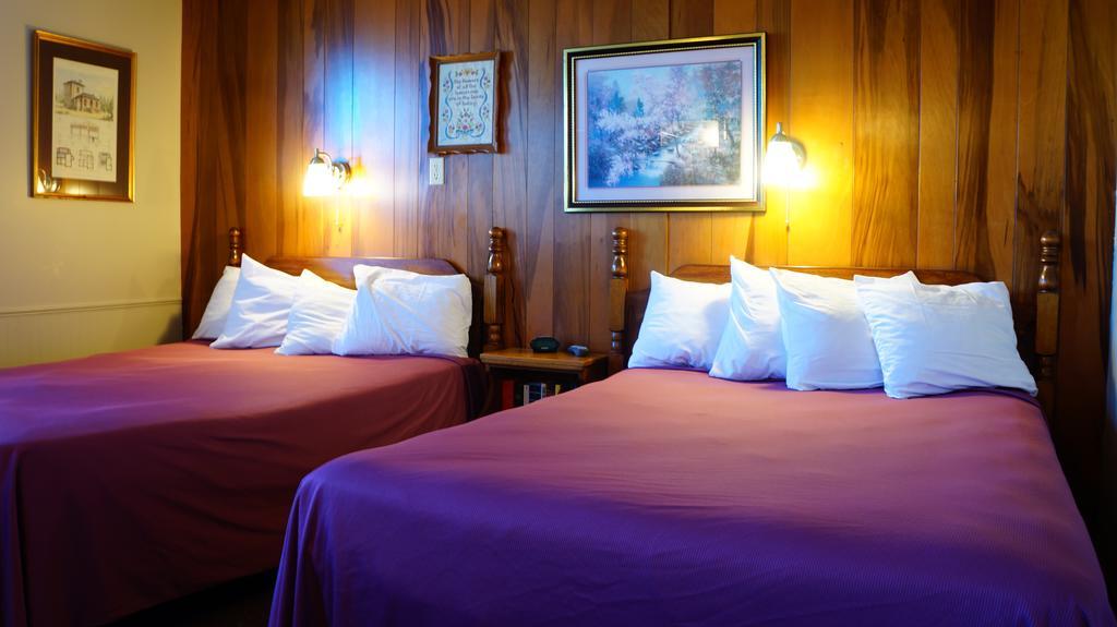 Harbor Haus Inn & Suites ハーマン 部屋 写真