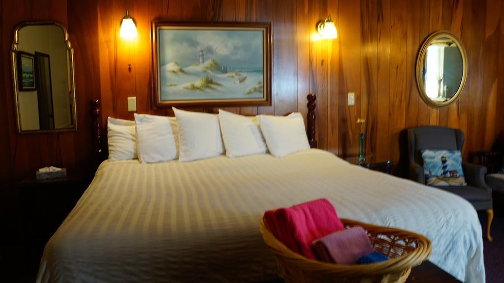 Harbor Haus Inn & Suites ハーマン 部屋 写真