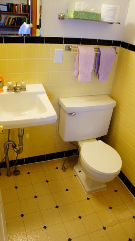 Harbor Haus Inn & Suites ハーマン 部屋 写真